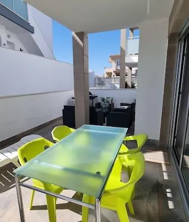 High Tech With Spa&gym Apartment